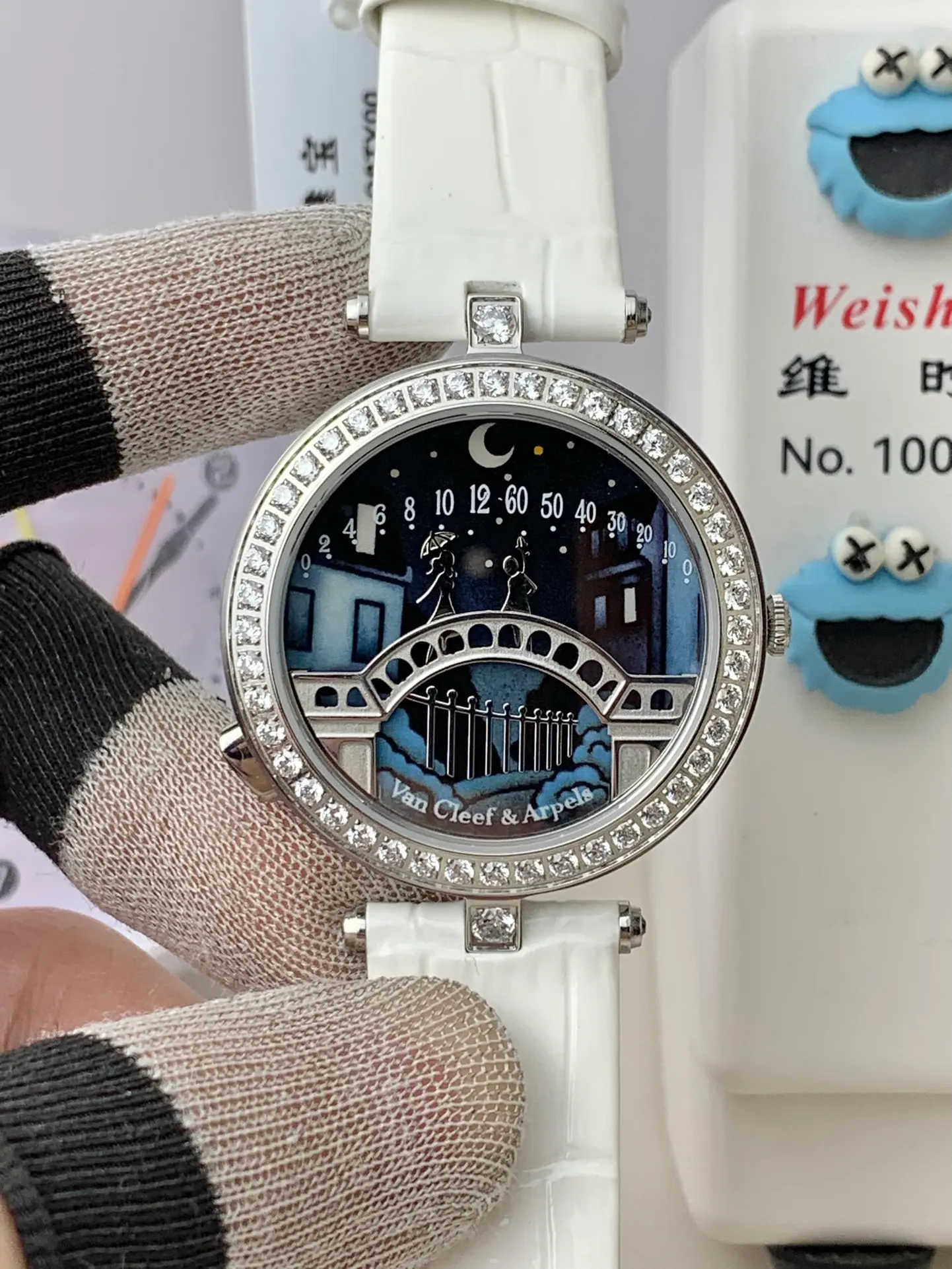 Van Cleef & Arpels 石英 38毫米 钻石 van0020