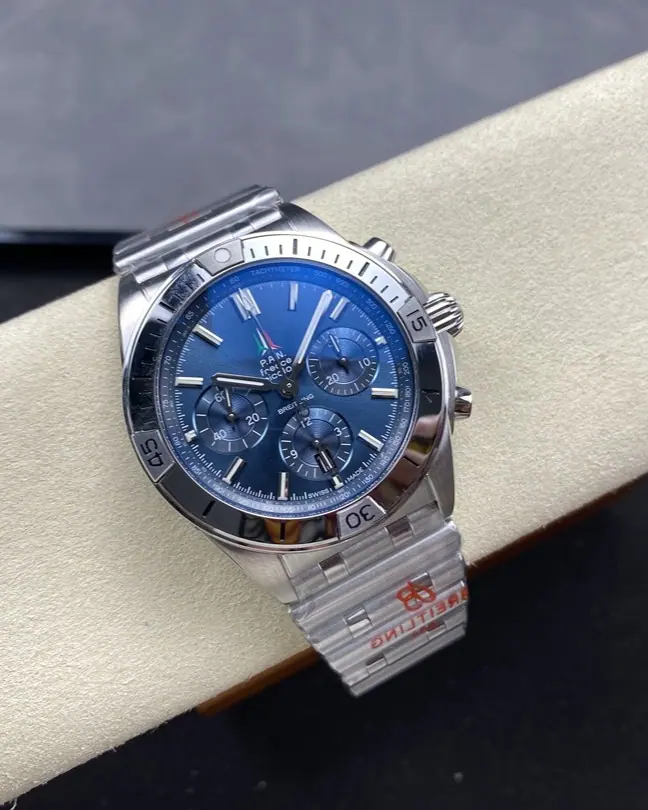 BLS l 7750 l 42mm l 百年灵计时码表哑光 B01 AB0134101K1S1