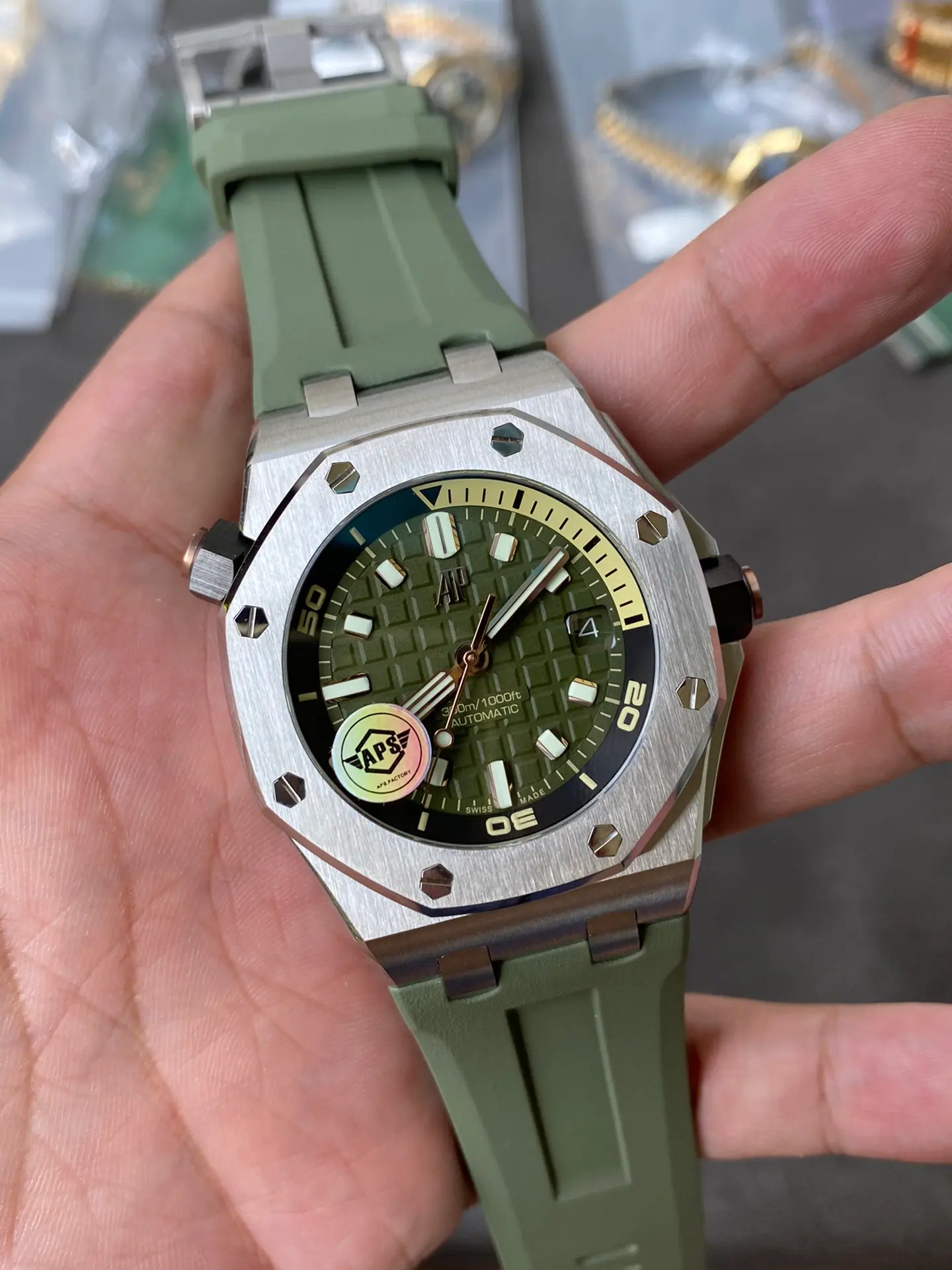 APS l 4302 l 42mm l 爱彼 15720