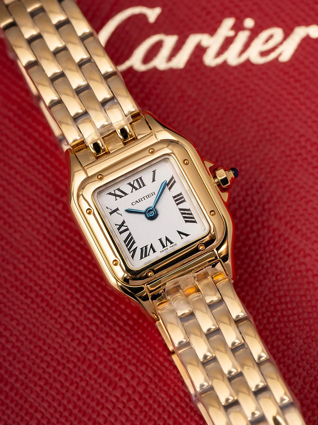 BV | 石英机芯 l 25 x 19mm l 卡地亚 Panthère 中号 WSPN0012