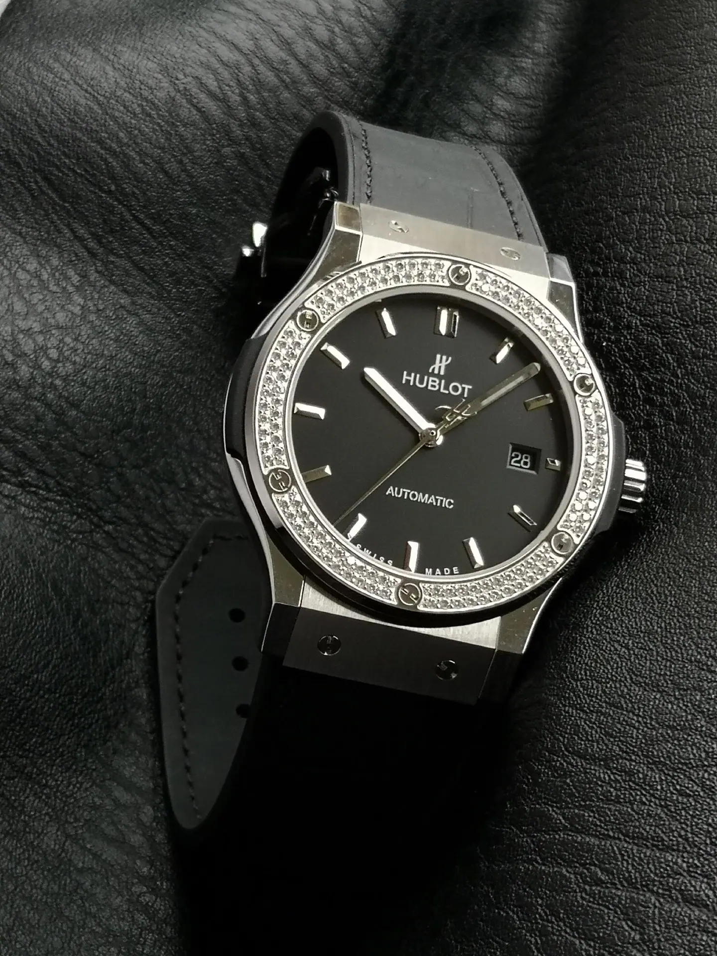HB l HUB1110 l 42毫米 l Hublot Classic Fusion