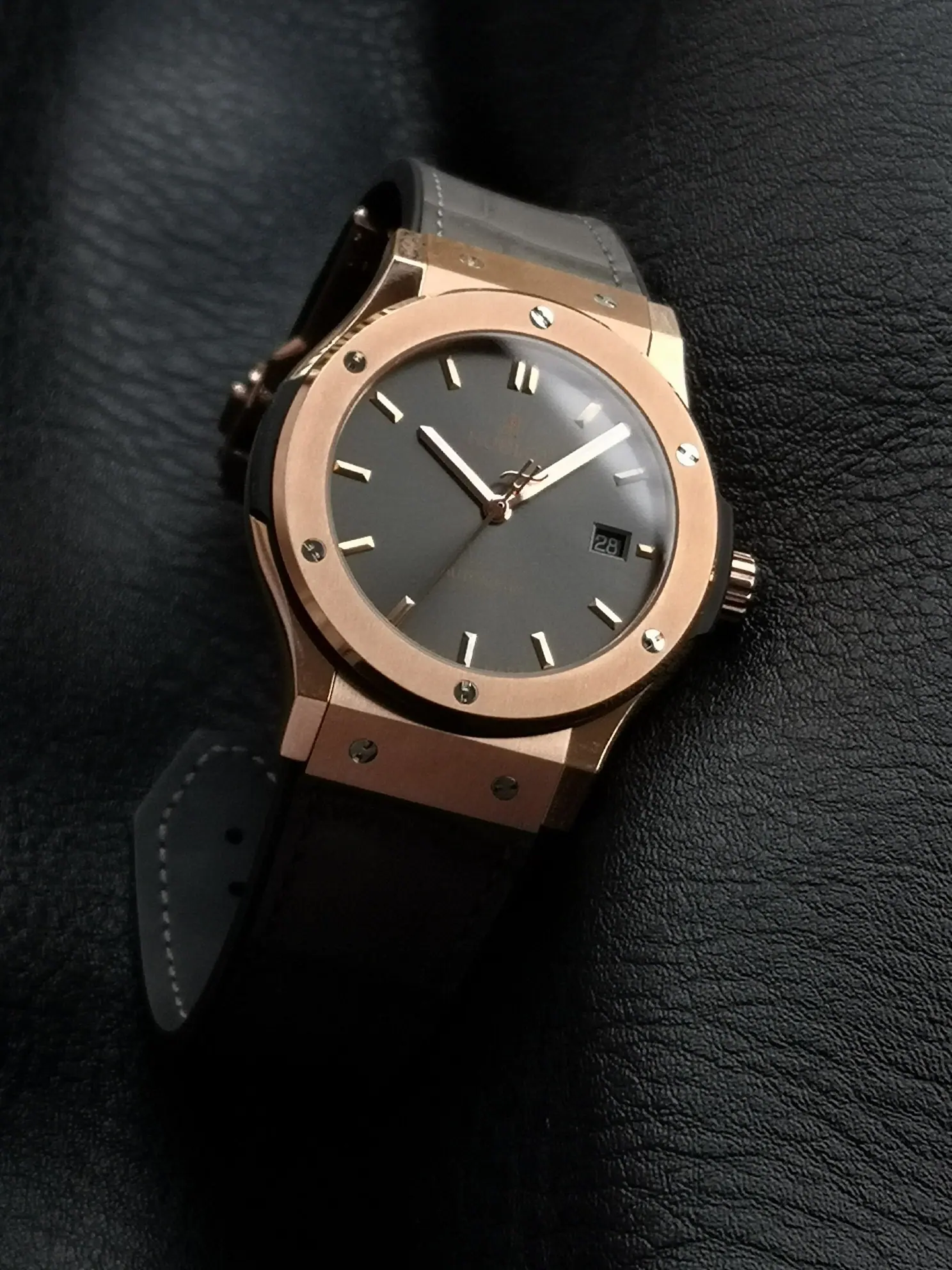 HB l HUB1110 l 42mm l Hublot Classic Fusion