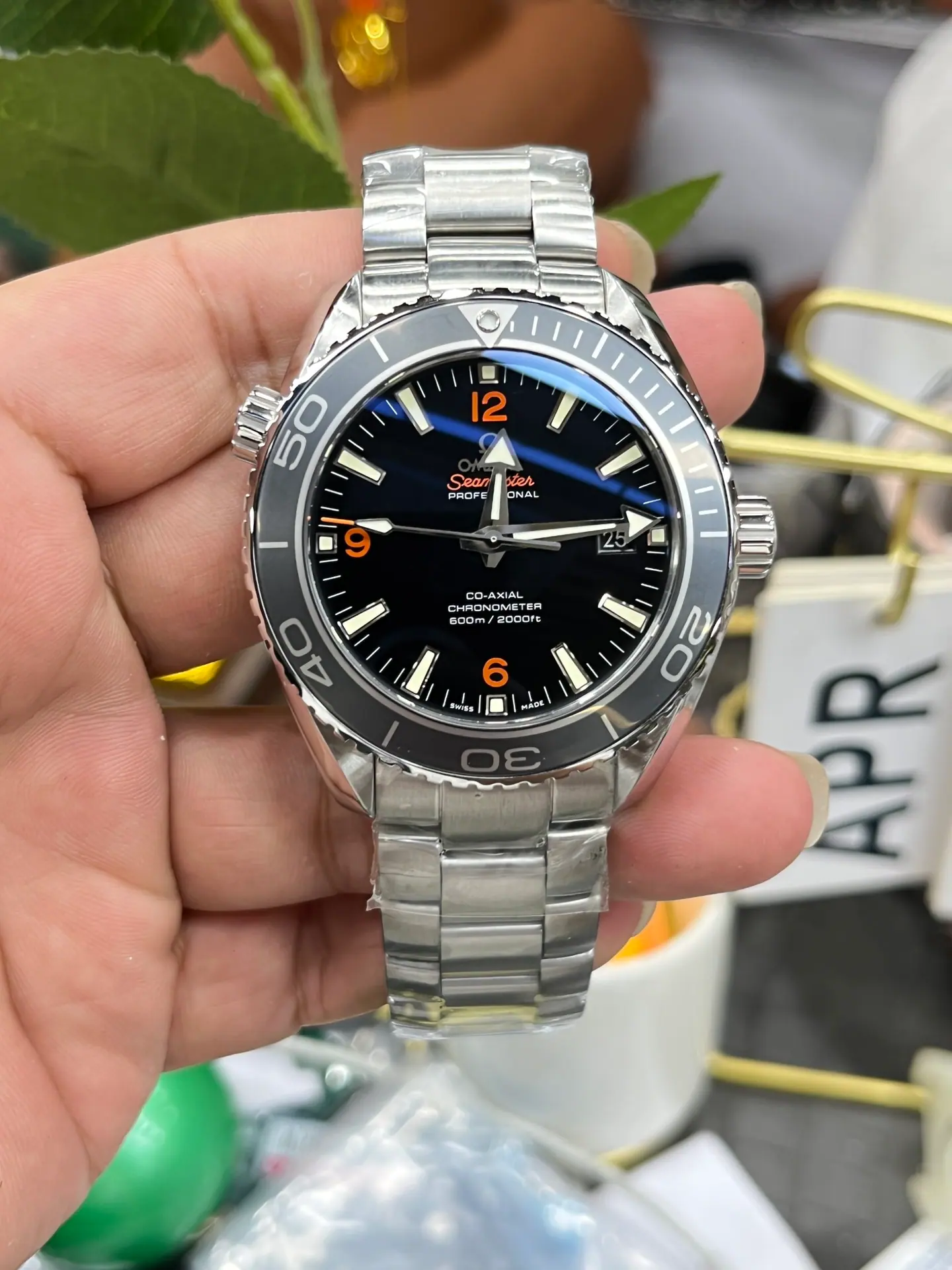 VS | 8500 | 42mm | 欧米茄 Seamaster Planet Ocean 600M 232.30.42.21.01.003