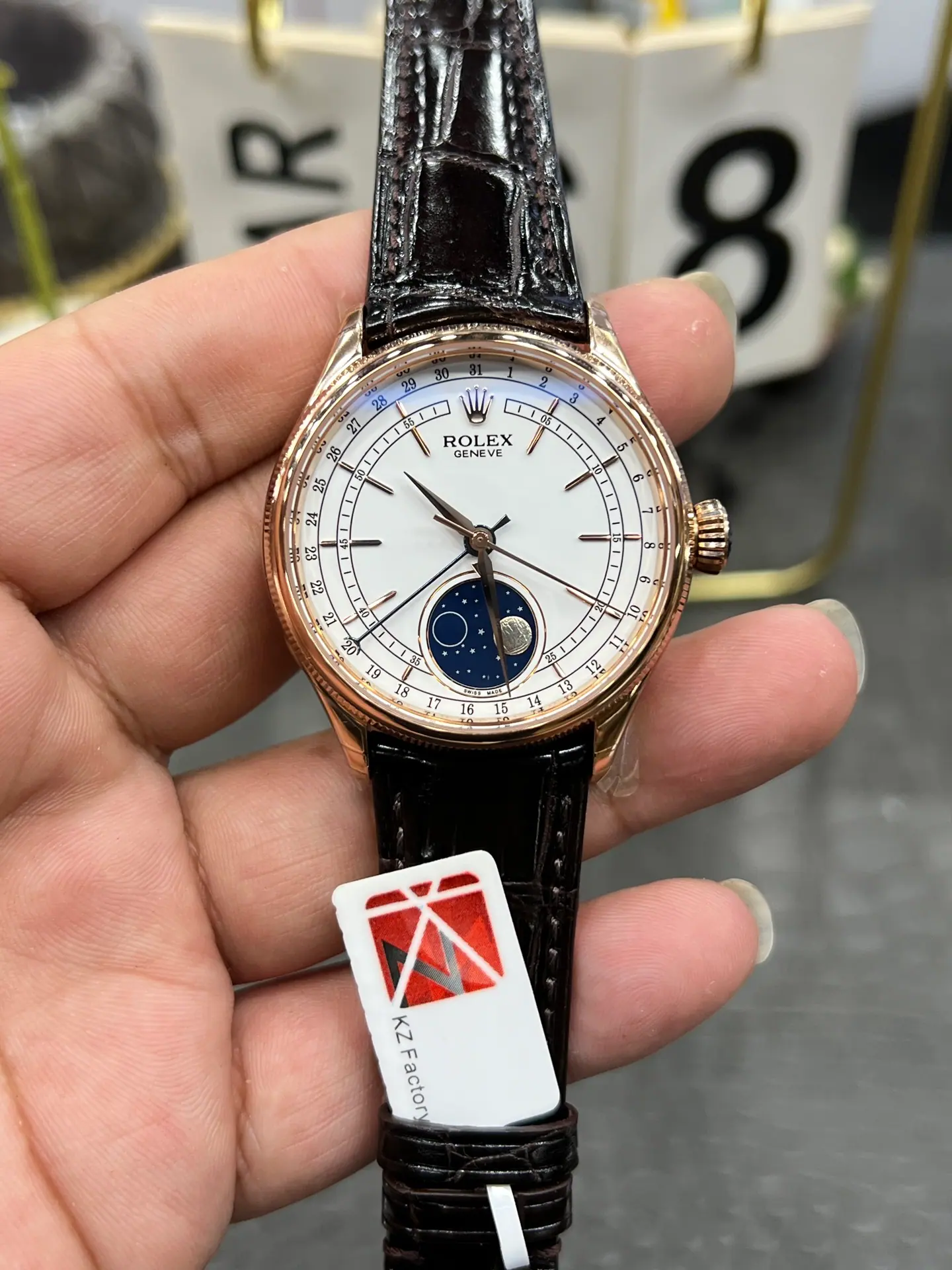 KZ l cal 3195 l 39mm l 劳力士切利尼月相手表