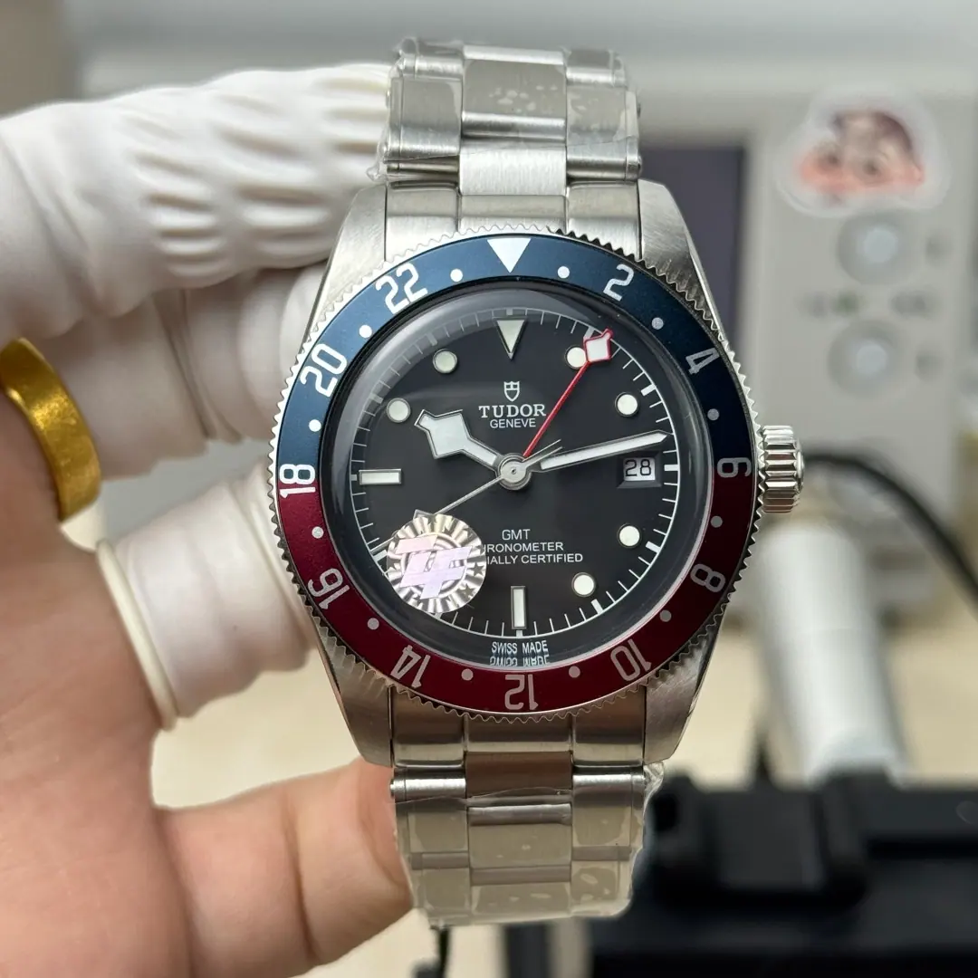 ZF l 2836 l 41mm l 帝舵碧湾 GMT m79830rb