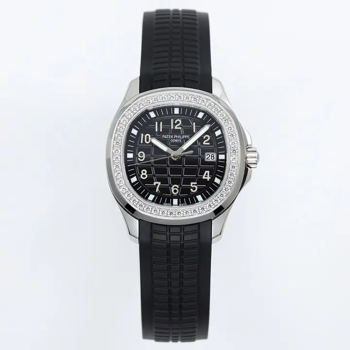 ZF l 石英机芯 l 38.8mm l Aquanaut Luce ref. 5267