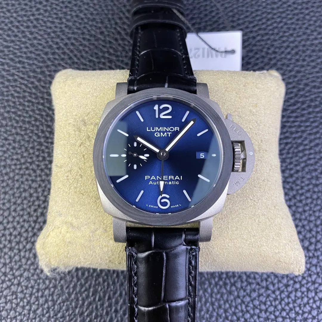 VS l P9010 l 42毫米 l 沛纳海 Pam1279