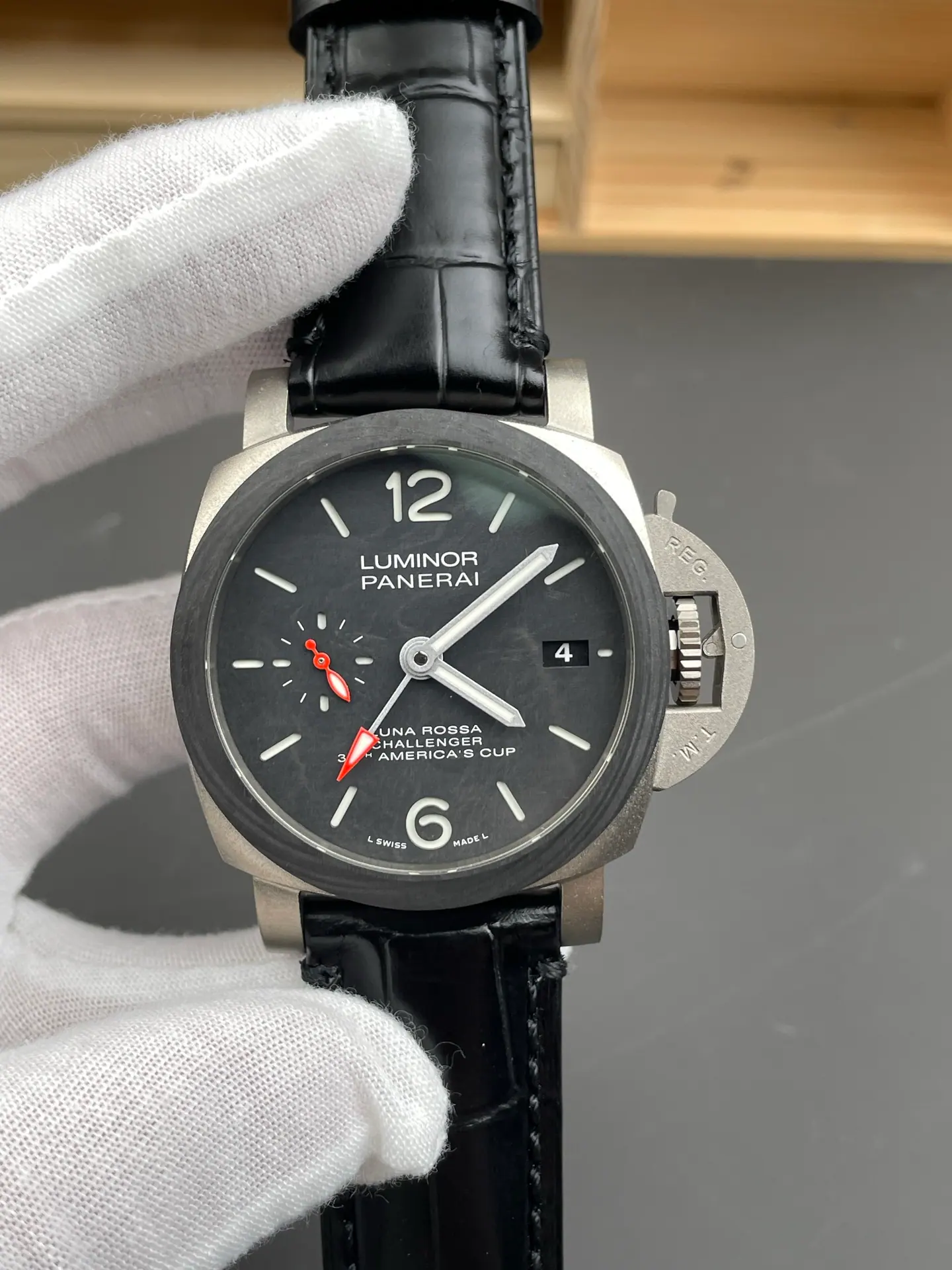 VS l P9010 l 42mm l 沛纳海 Pam1096