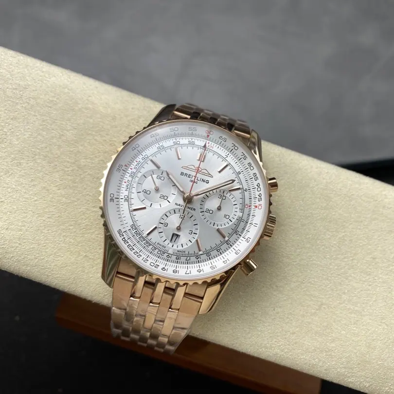 BLS l 43mm l 百年灵 Navitimer B01
