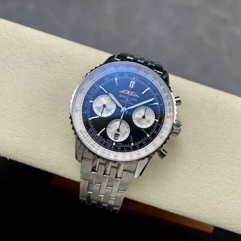 BLS l 43mm l 百年灵 Navitimer B01