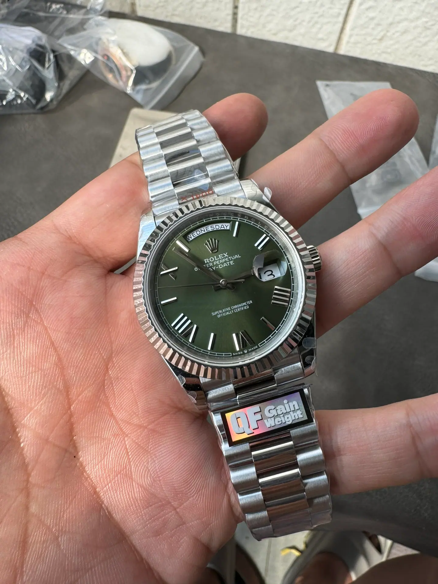 QF l 2836 机芯 l 40mm l 日历星期 Day-date 185g