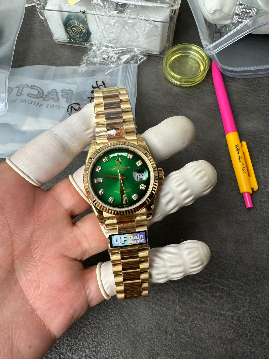 QF l 2836机芯 l 36mm l 日历星期 Day-date 156g