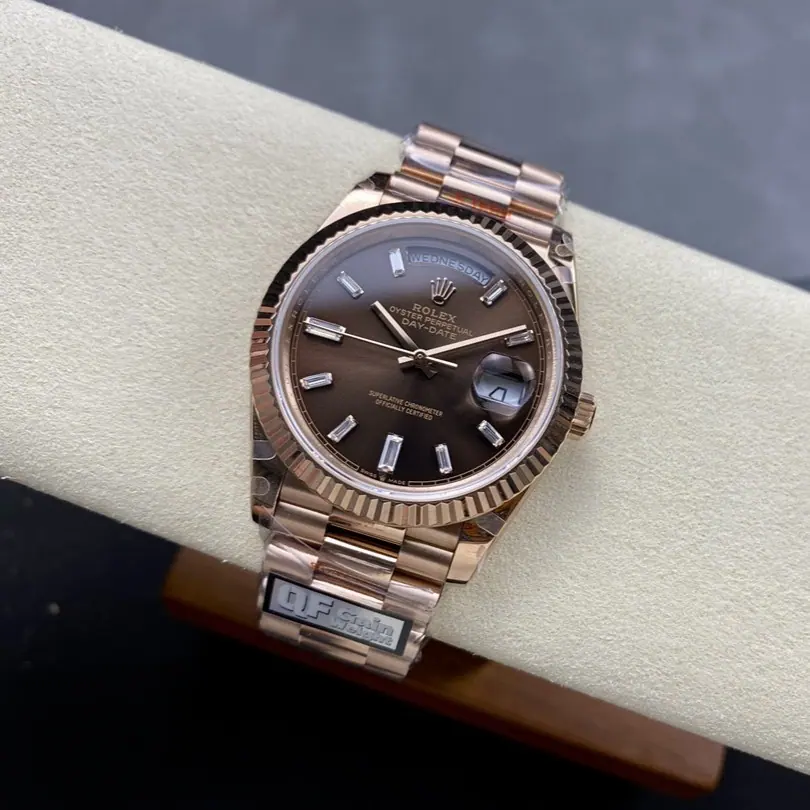 QF l 2836 机芯 | 40mm | 星期日历 Day-date 184g