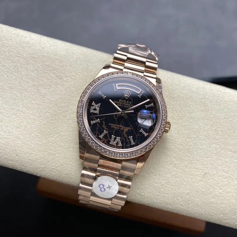 8+ | 3255 机芯 | 36mm | 星期日历 Day-date 147g