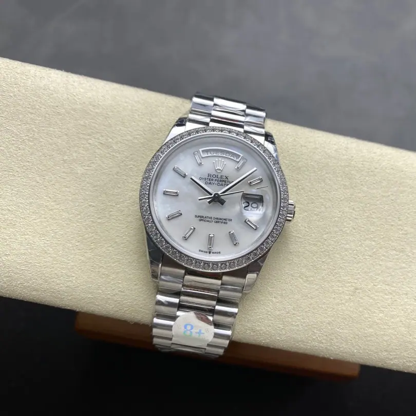 8+ | 3255机芯 | 36mm | 星期日历 Day-date 147g