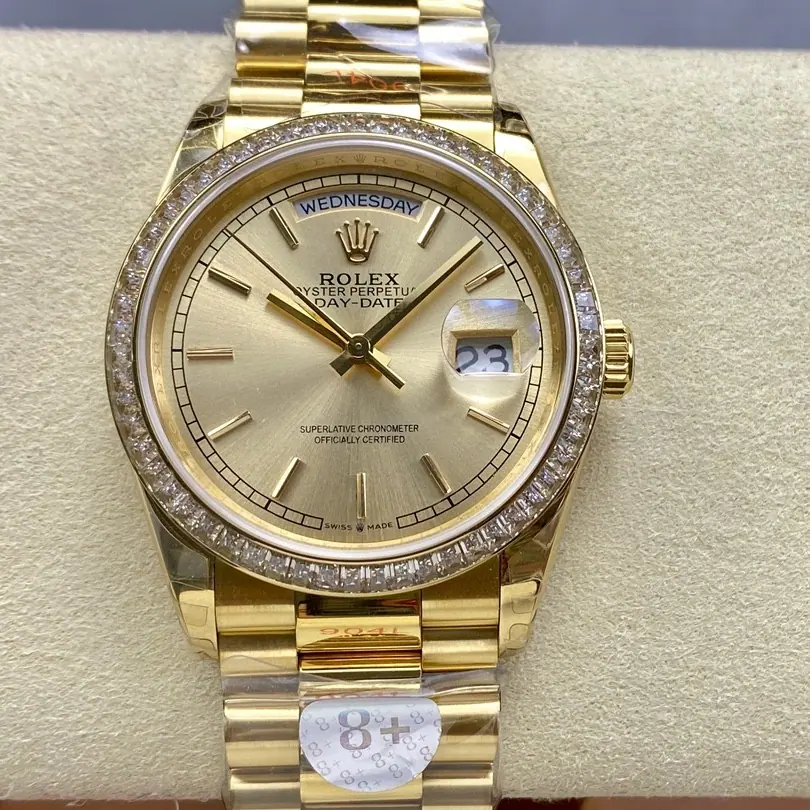 8+ | 3255机芯 | 36mm | 星期日历 Day-date 147g