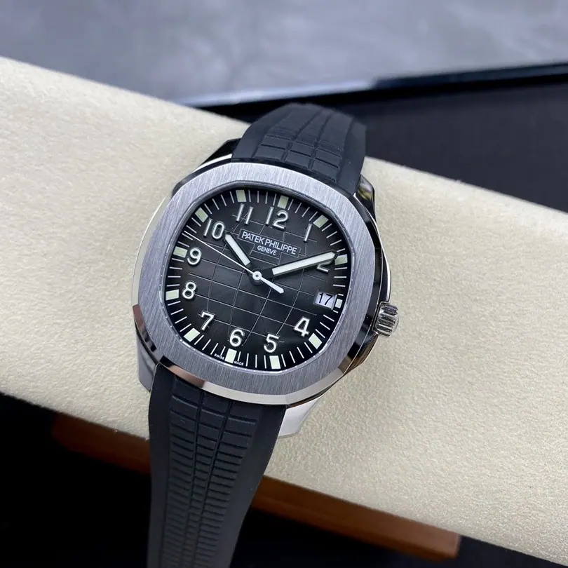 3K | 330机芯 l 40mm l 百达翡丽 Aquanaut 5167R