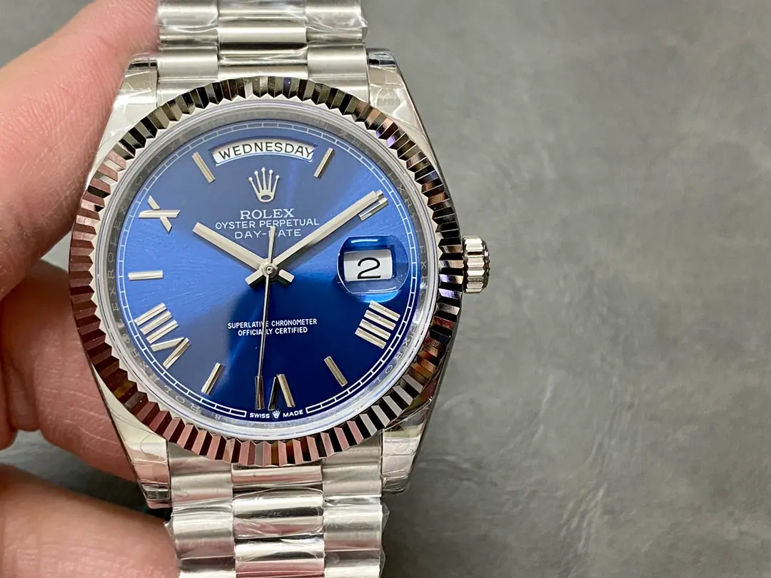GS | 3255机芯 | 40毫米 | 星期日历 Day-date 158克