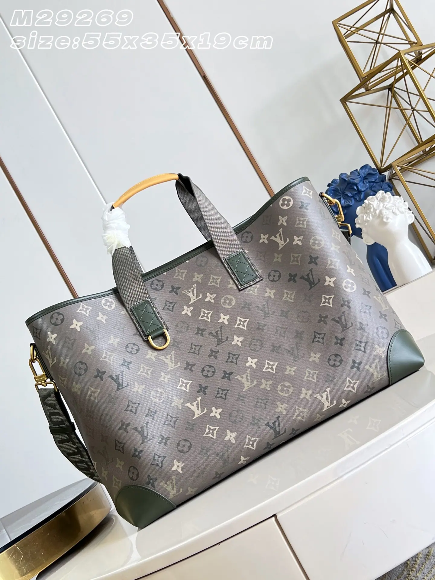 M29269 2026 Uptown 手提包 55 x 35 x 19cm
