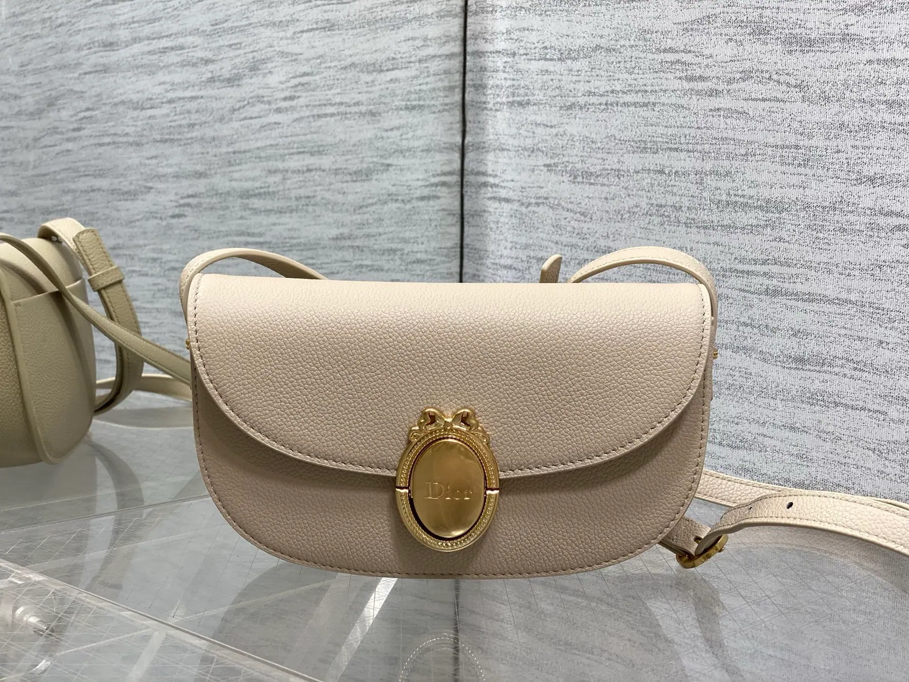 迪奥 Medaillon 翻盖包 小号 M3919QDWP_M900 23*16*6.5cm