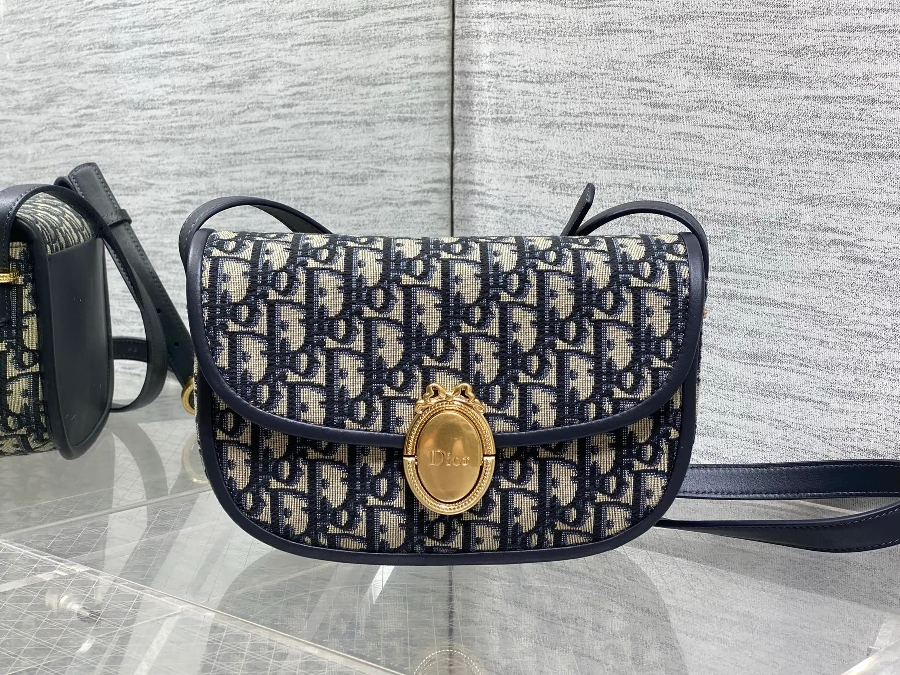 迪奥 Medallion 翻盖包 小号 M3919QDWP_M900 23*16*6.5cm
