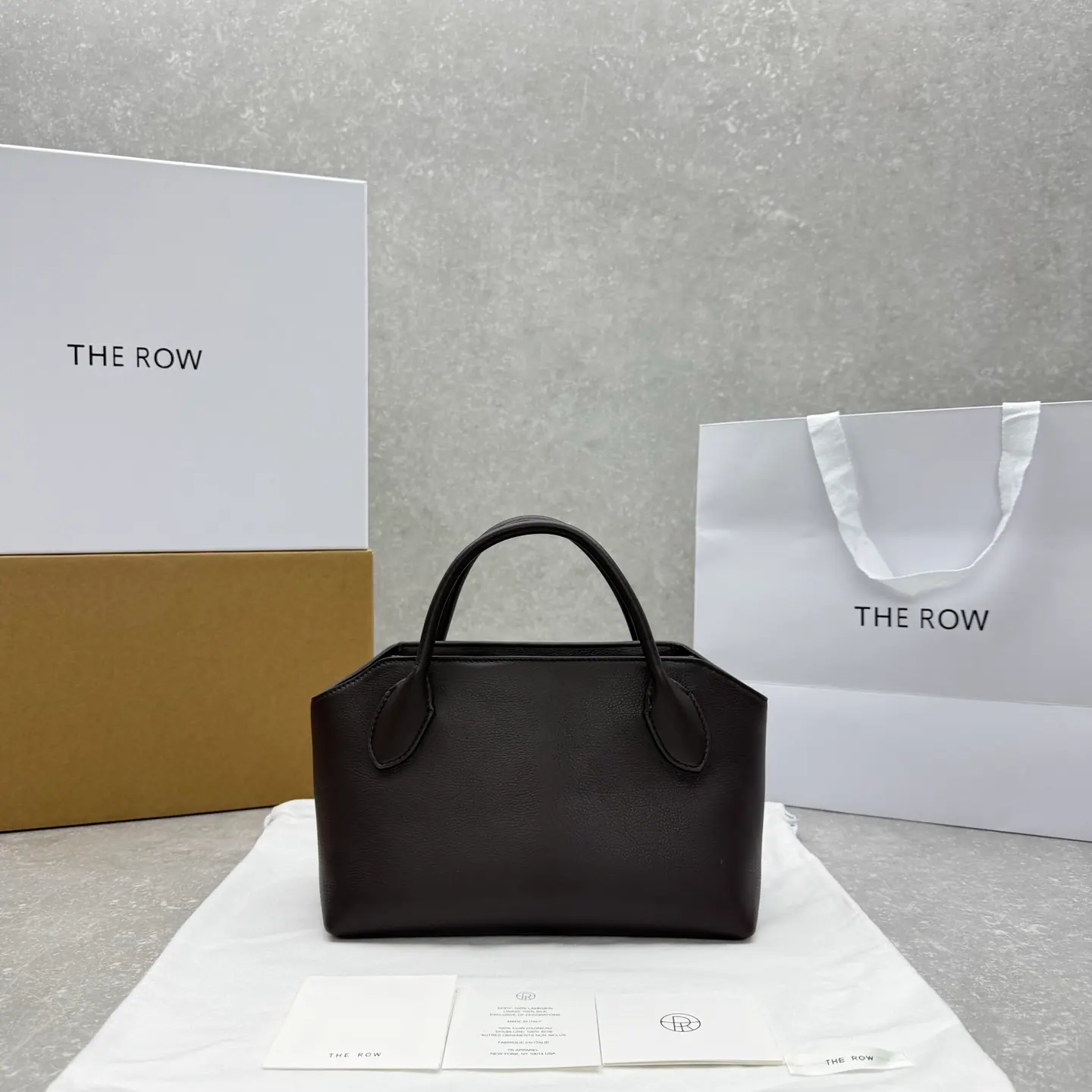 THE ROW Terrasse Baulett 24×14×18cm