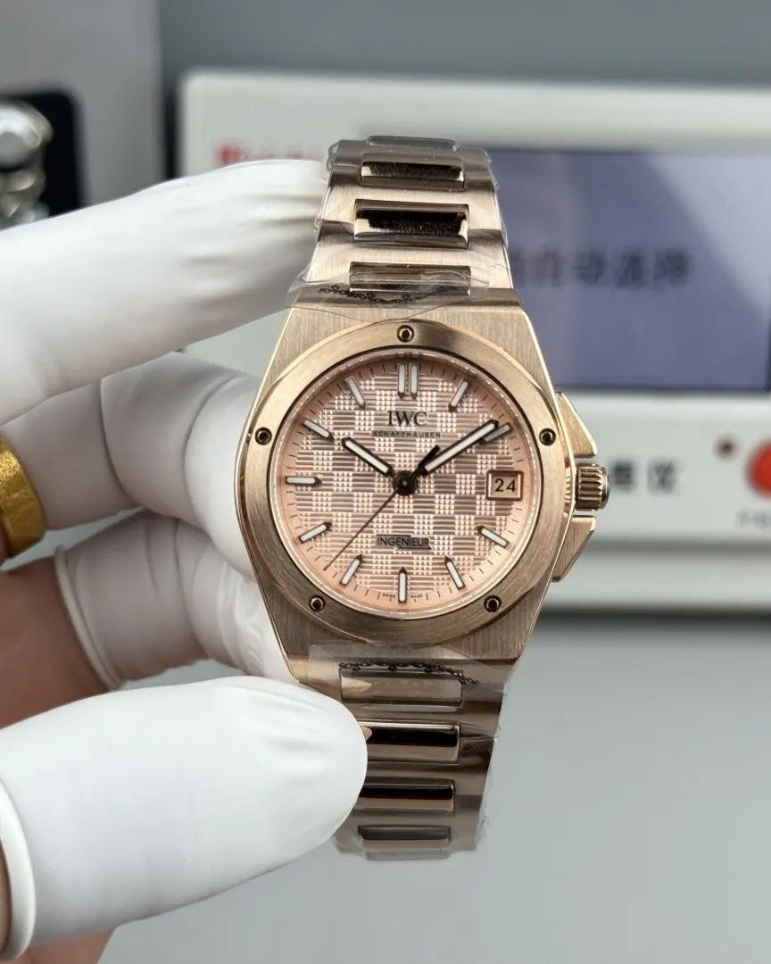 GH l 9015 l 35mm l IWC Ingenieur 自动机械表 35