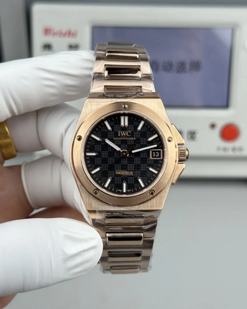 GH l 9015 l 35mm l IWC Ingenieur Automatic 35