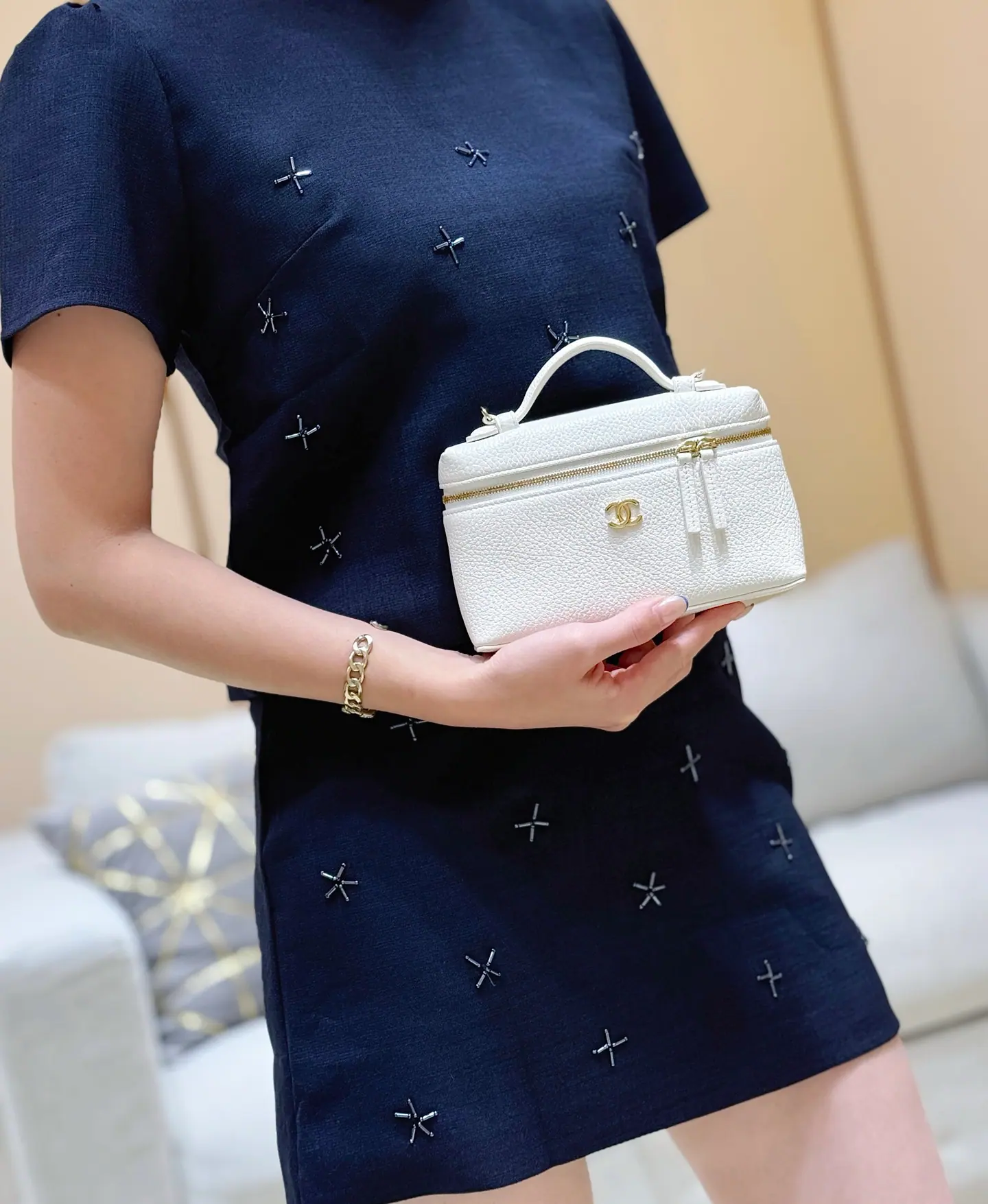 26A AP5346(14*19*5cm)