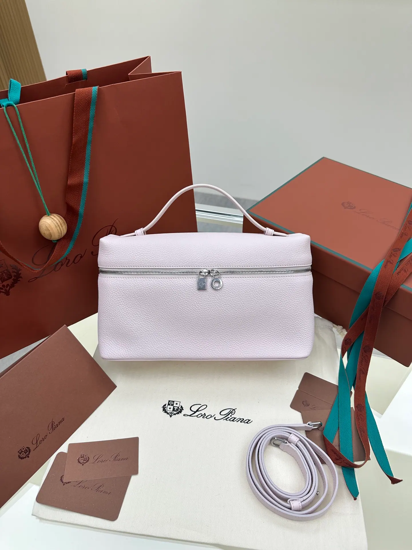 Loro Piana Extra Pocket L27