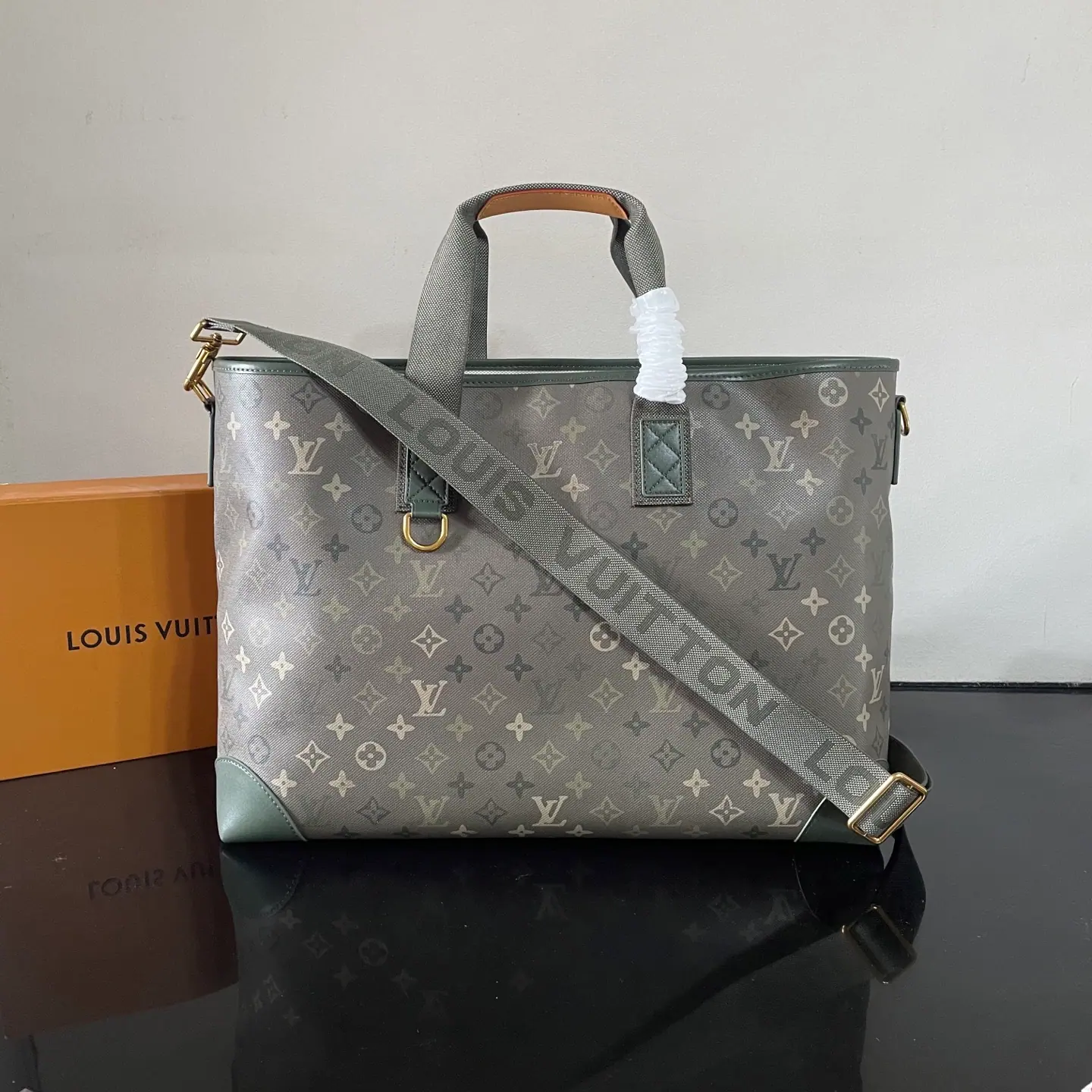 M29269 Uptown 手提包 55 x 35 x 19 cm
