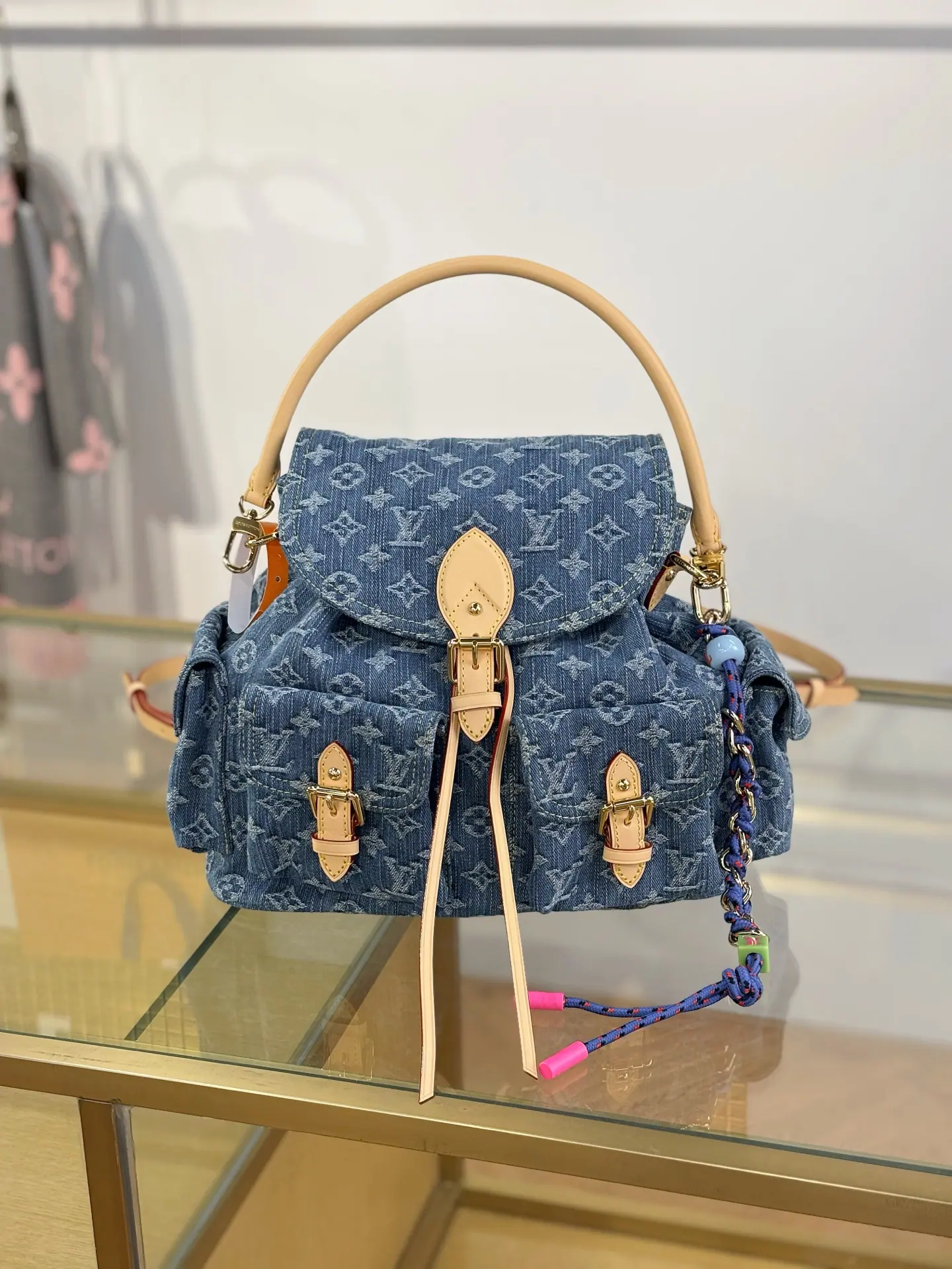 路易威登 Montsouris Cargo M27330 - 32x30.5x16cm