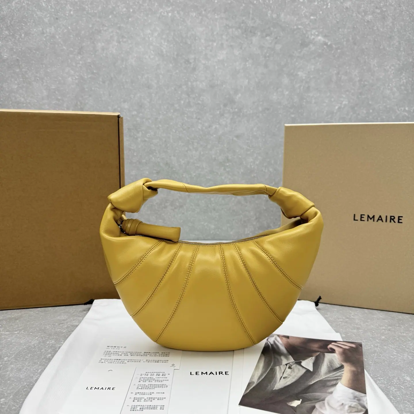 Lemaire Fortune Croissant 深巧克力色单肩包 30×18×23×6cm