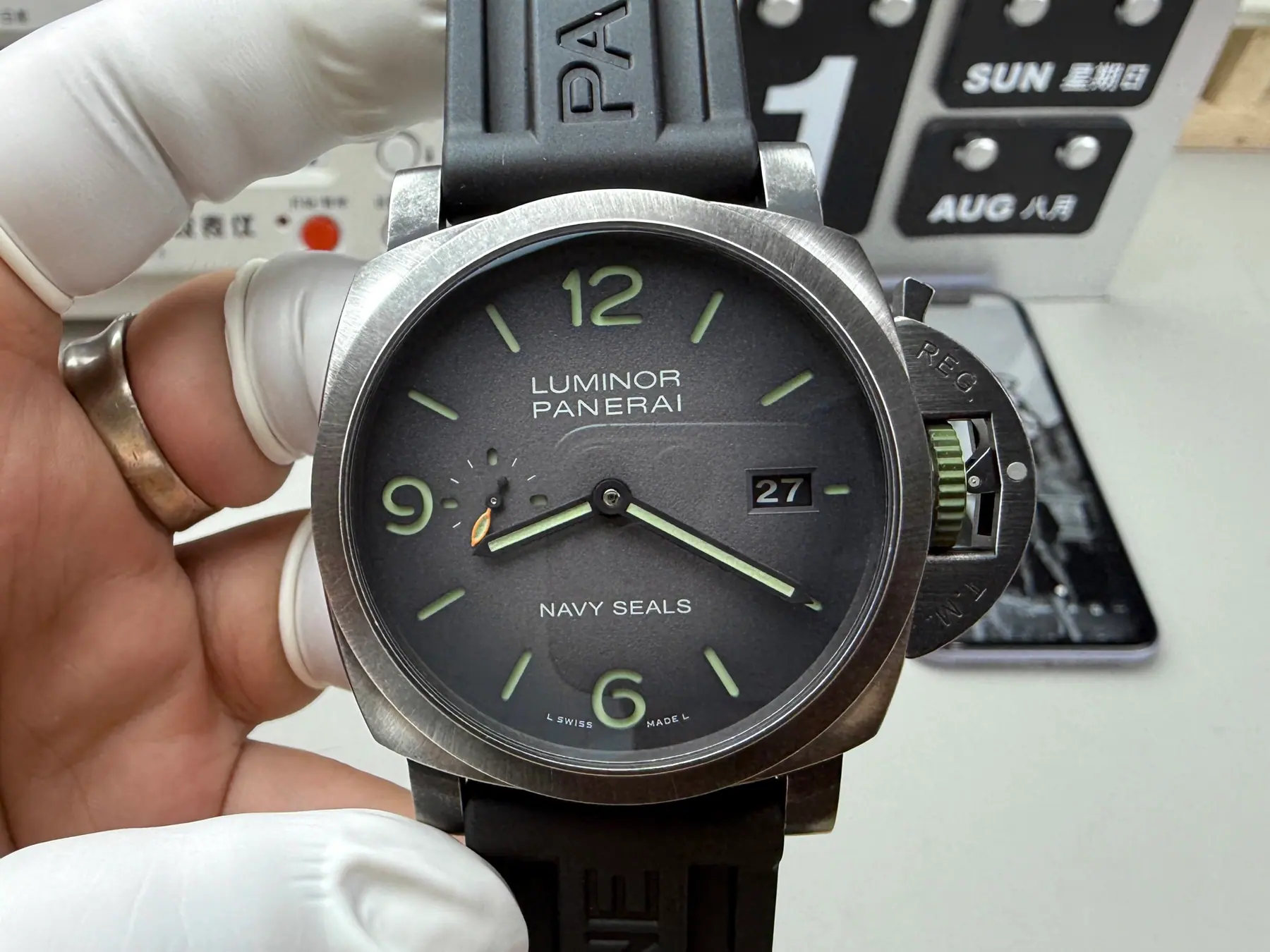 VS l P9010 l 44mm l 沛纳海 Pam1412