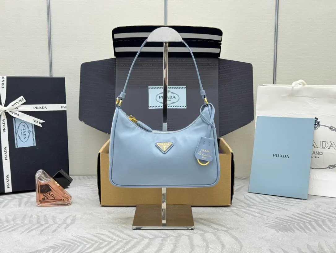 Prada Tessuto 尼龙迷你 Hobo 包 1N204M 22x18x6cm