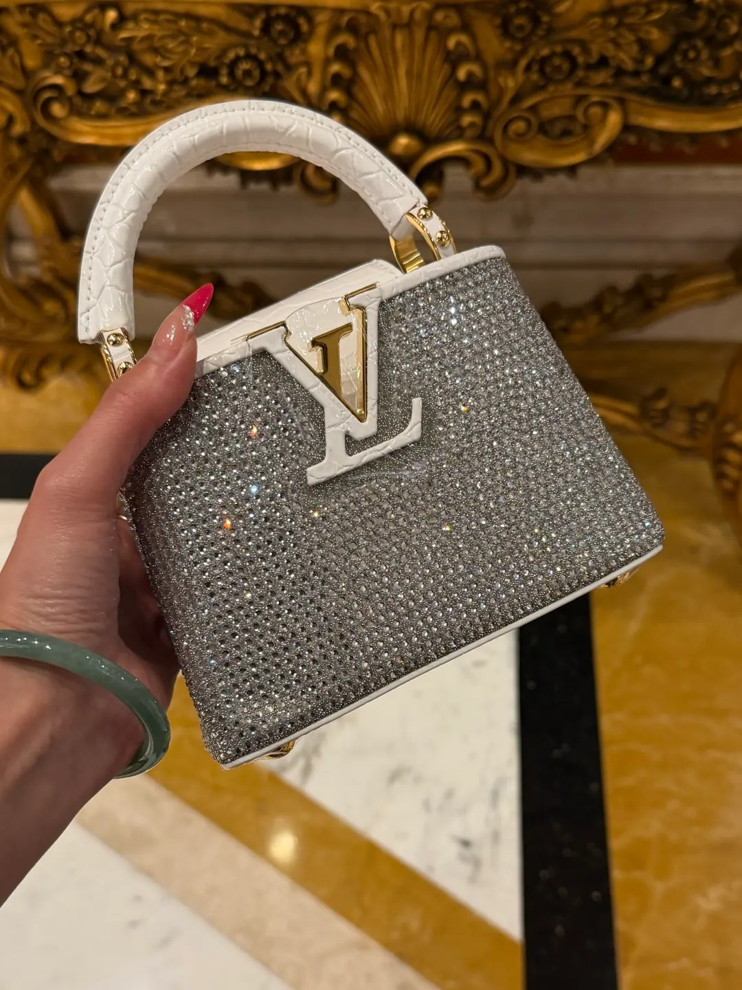 LV Capucines 迷你手袋