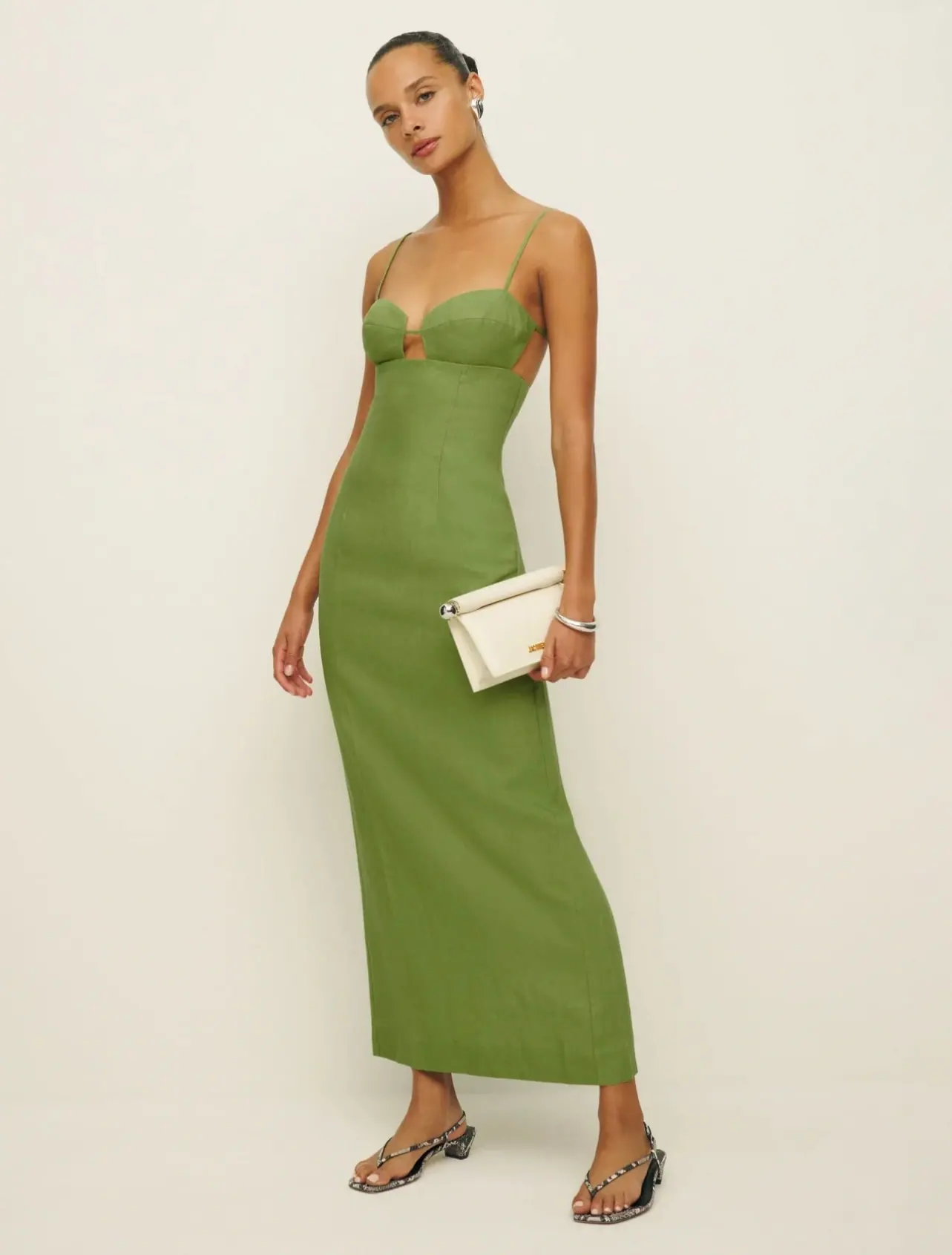 Jacquemus 小号 Rond Carré 手拿包 20×7×14cm