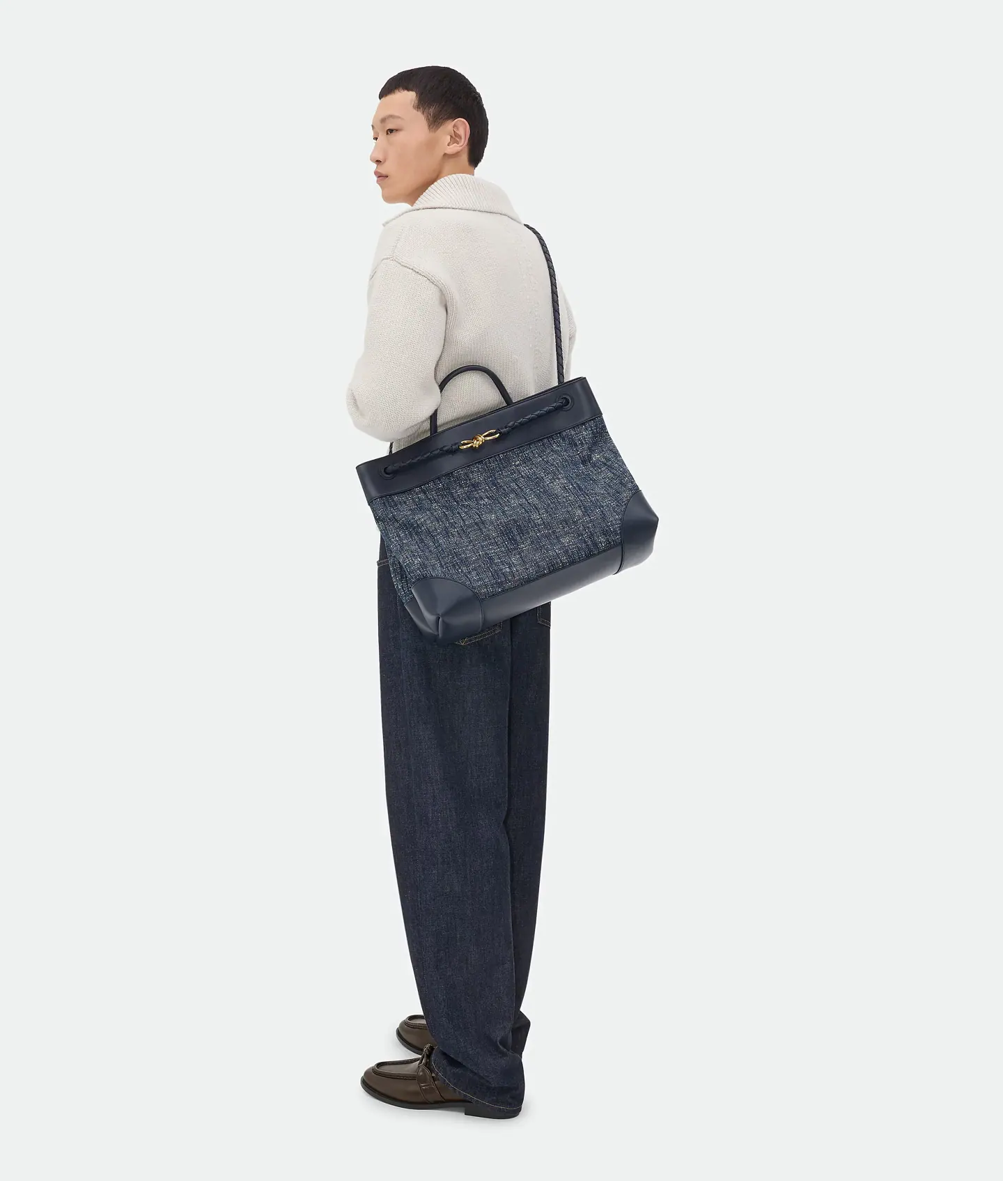 Bottega Veneta Andiamo 786194 42x35x18cm
