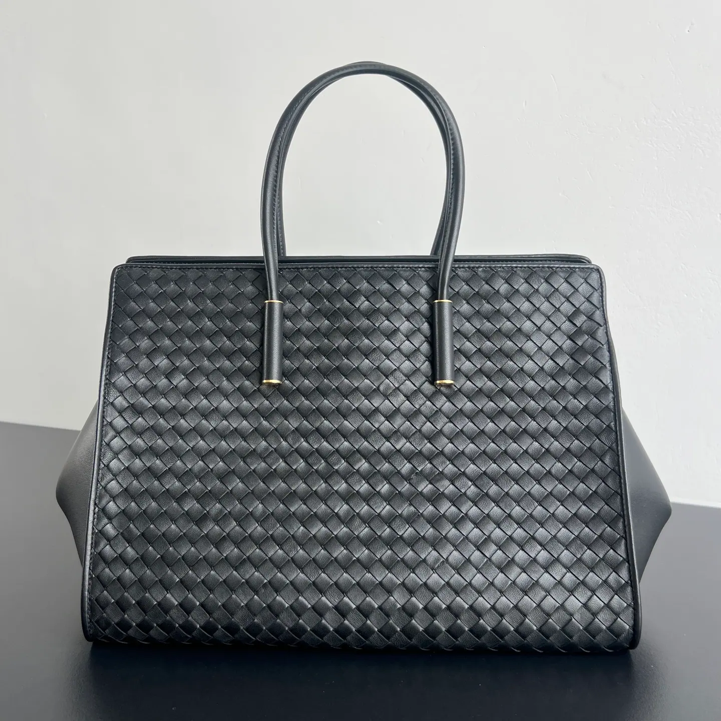 26SS Bottega Veneta Barbara 托特包 868327 37x27x24