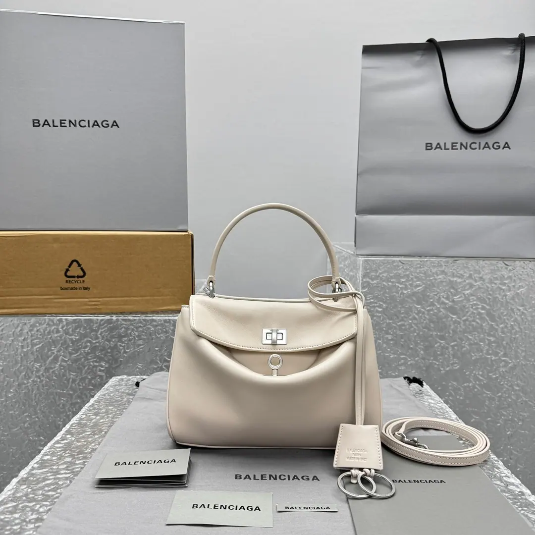 Balenciaga Rodeo 迷你尺寸 22.8X9.9X8.3cm