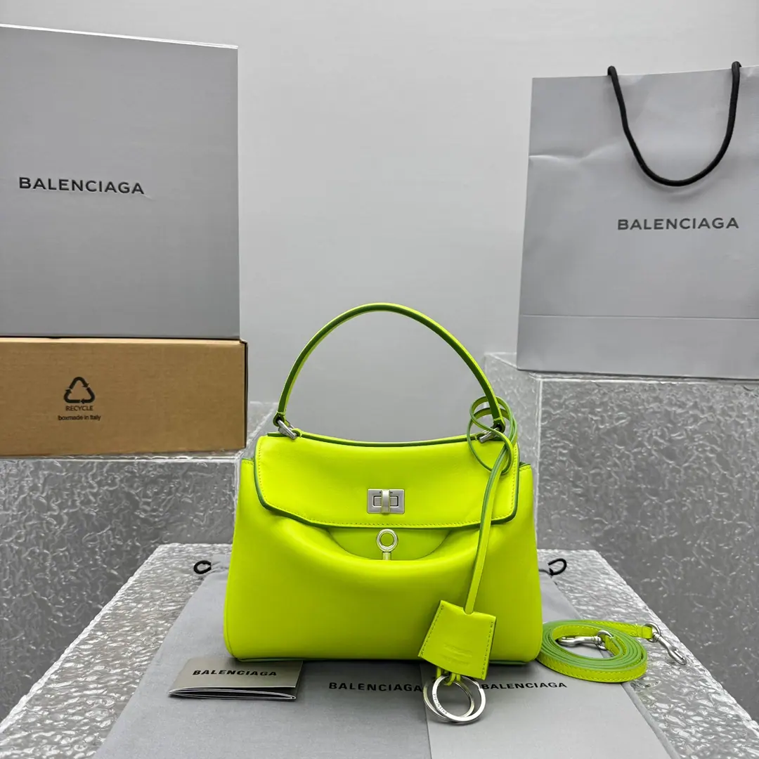 Balenciaga Rodeo 迷你尺寸 22.8X9.9X8.3cm