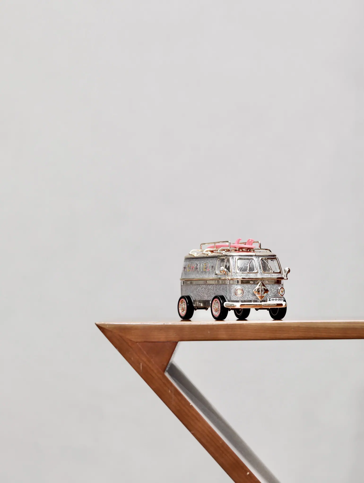 ƆC AS4590 9.4x16x8.7cm