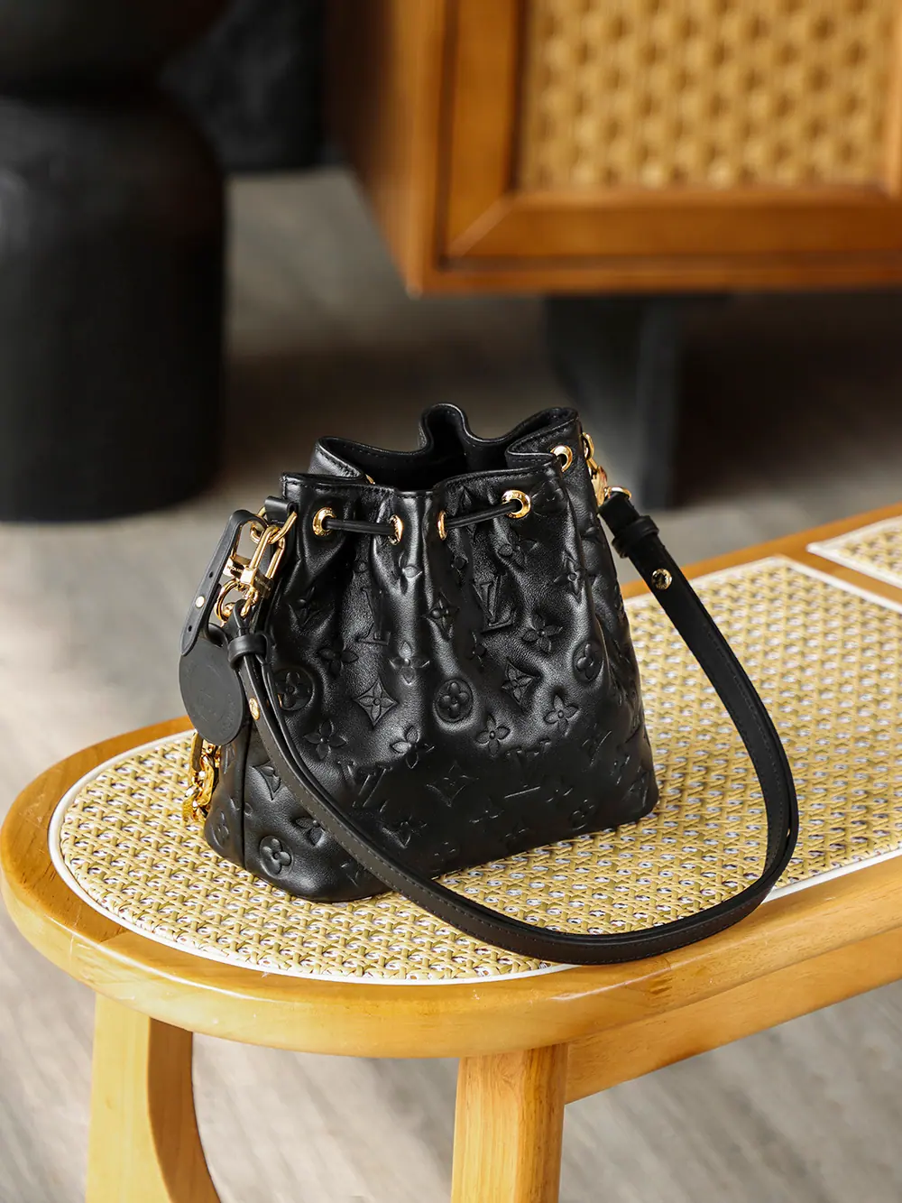 M26216 Coussin 水桶包 20X10X20 cm
