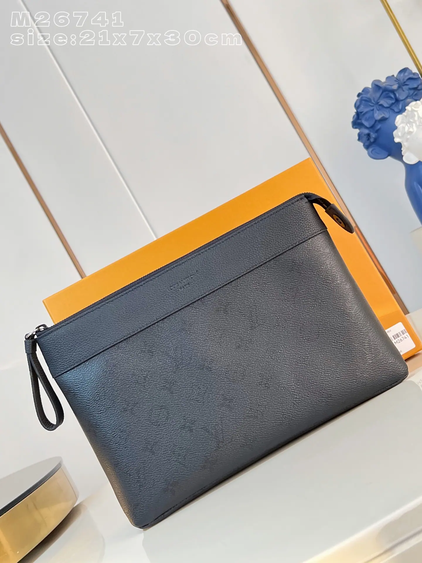 路易威登 M26741 Pochette Voyage Souple 21 x 7.5 x 30cm