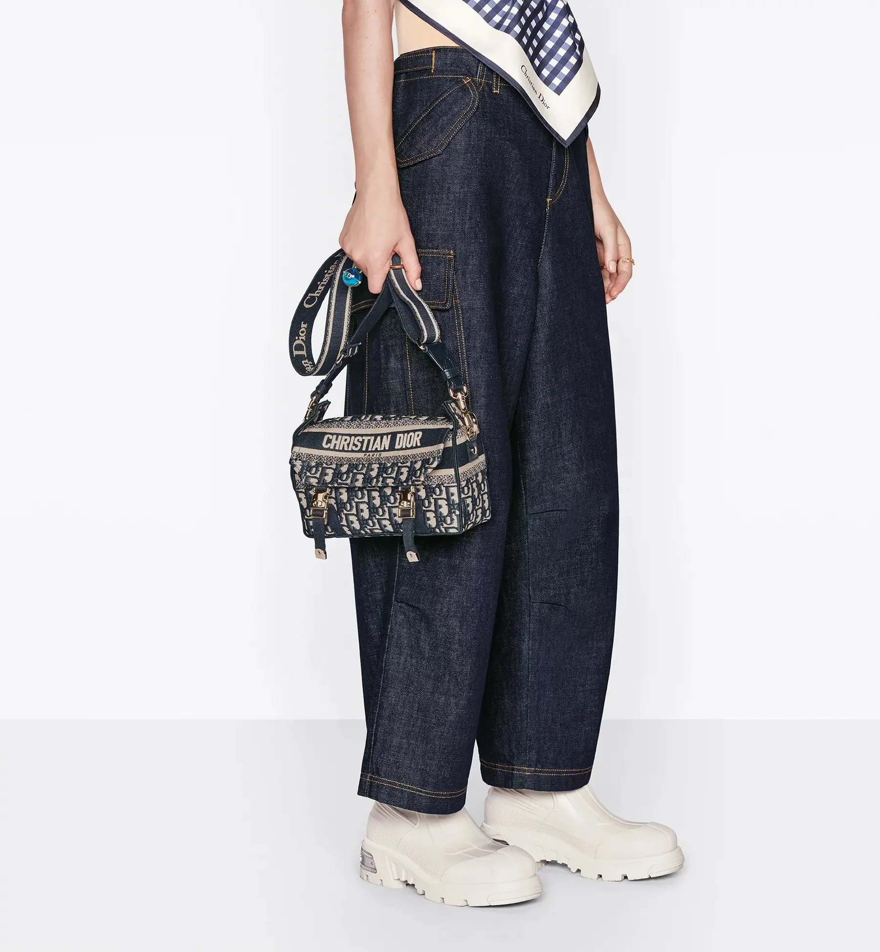 M9 Dior 小号 Dior Camp 包 23x15x8cm