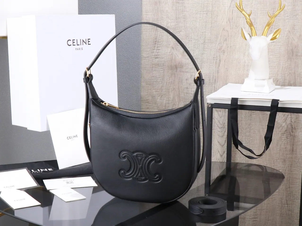 Celine 小号 Eloise 包 117252 24 x 21 x 7cm