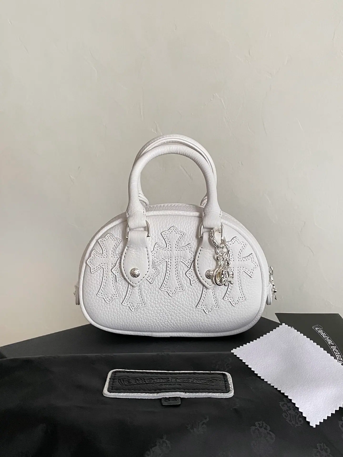 Chrome Hearts 墓园十字小号健身包 20×22×8cm