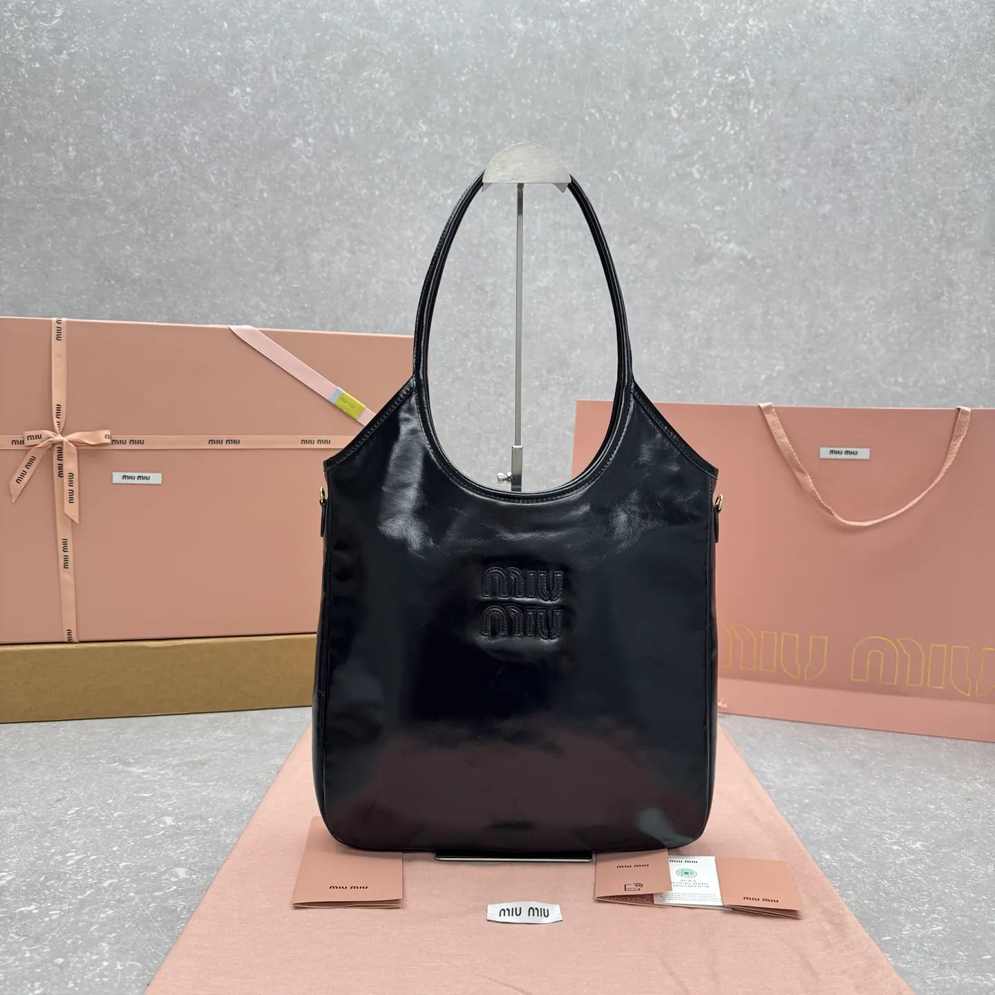 Miu Miu Ivy 皮革包 5BG231 33x 38x 6cm