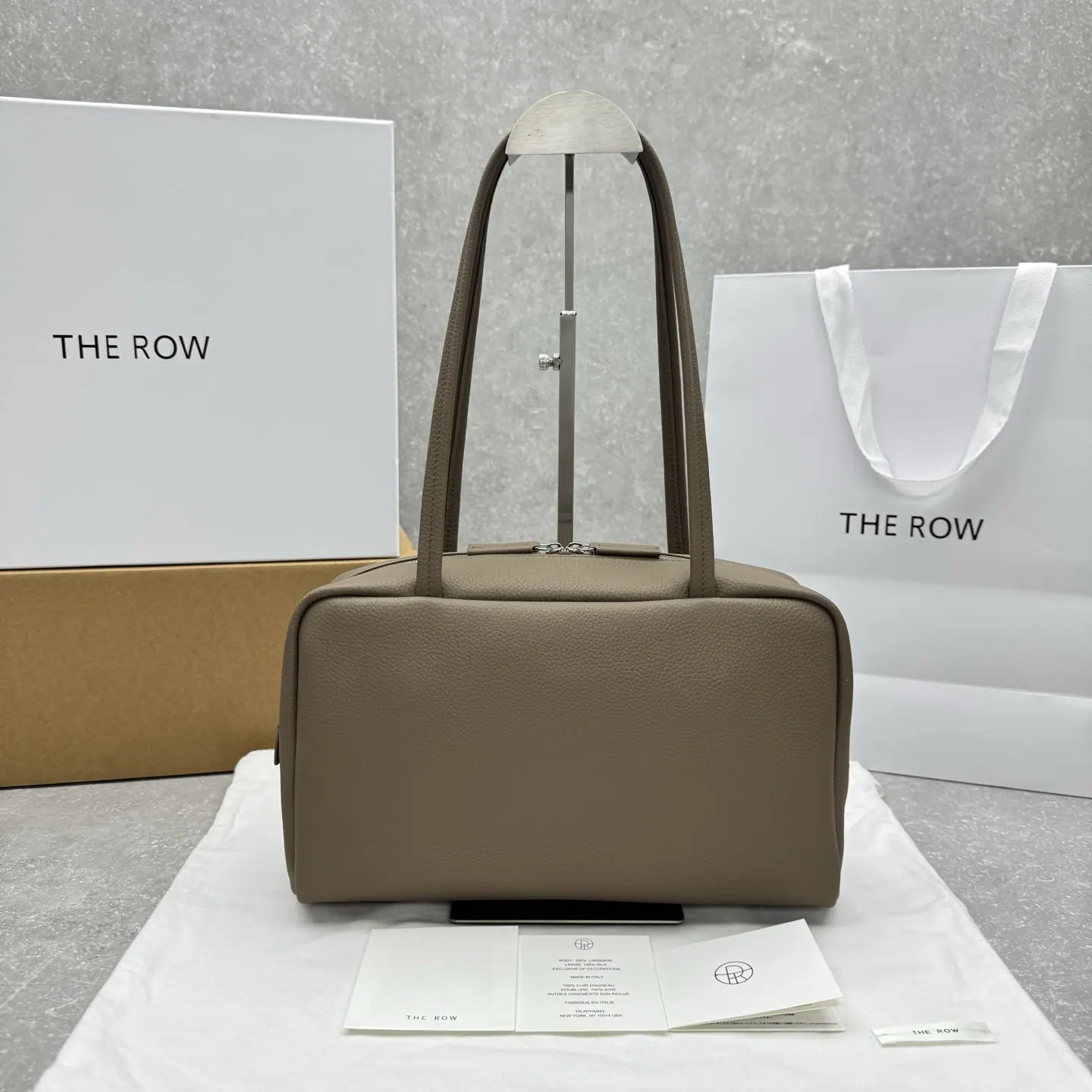 The Row Astra 手提包 32 x 20 x 11厘米