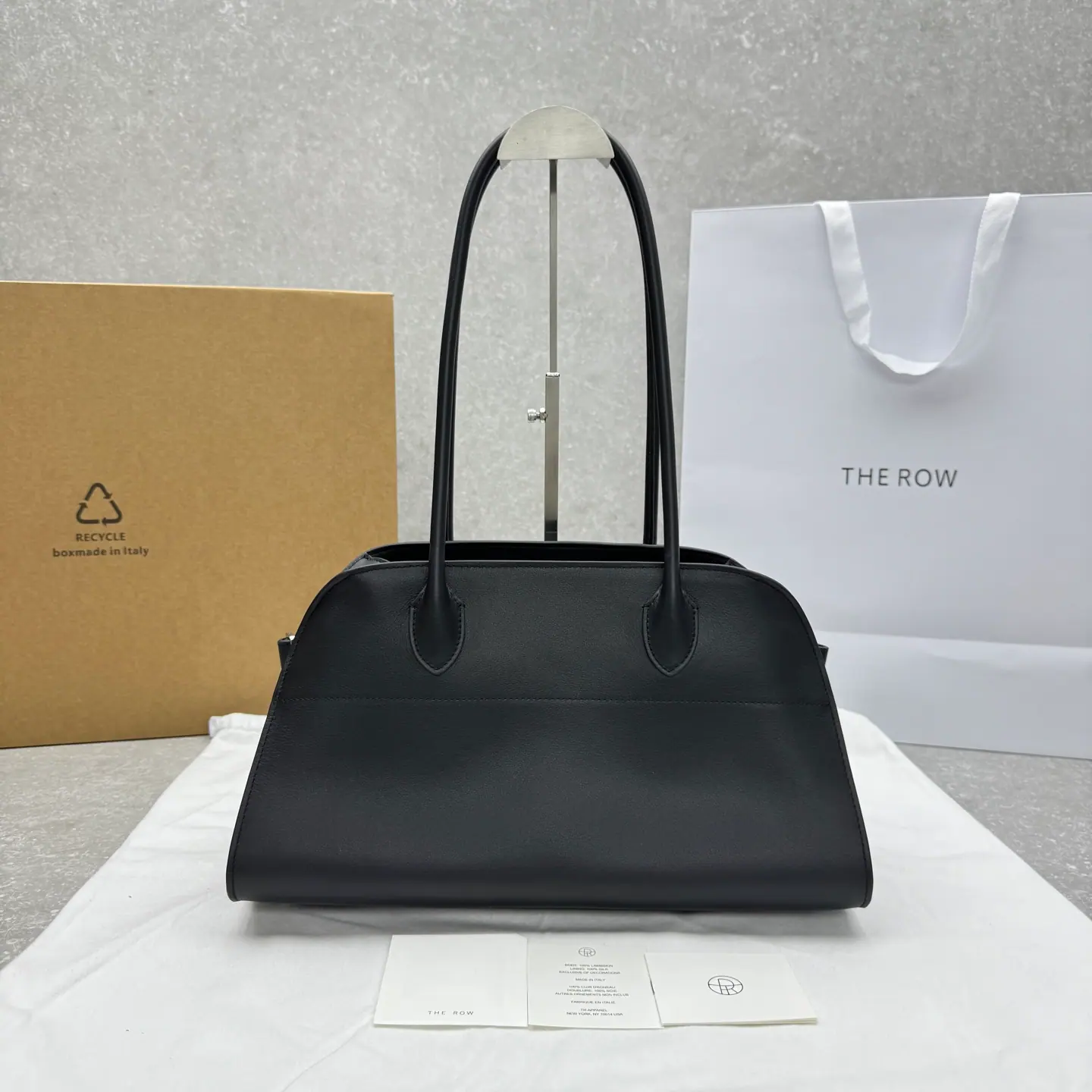 THE ROW Margaux EW 单肩 12 皮革包 38x18x23cm